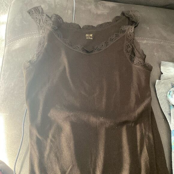 Apt. 9 Tops - Apt 9 brown tank top, size large with lace around the armpits and neckline